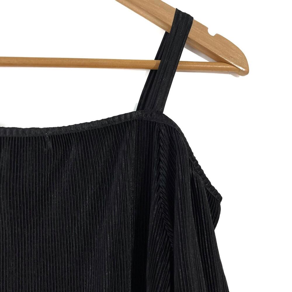 Design History Women’s Size Small Onyx Black Ribbed Pleated Cold Shoulder Top - Picture 11 of 12